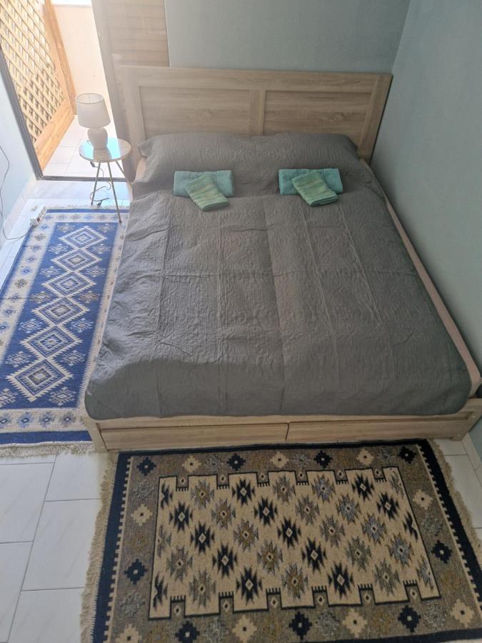 Kanari Kos Bagian luar foto